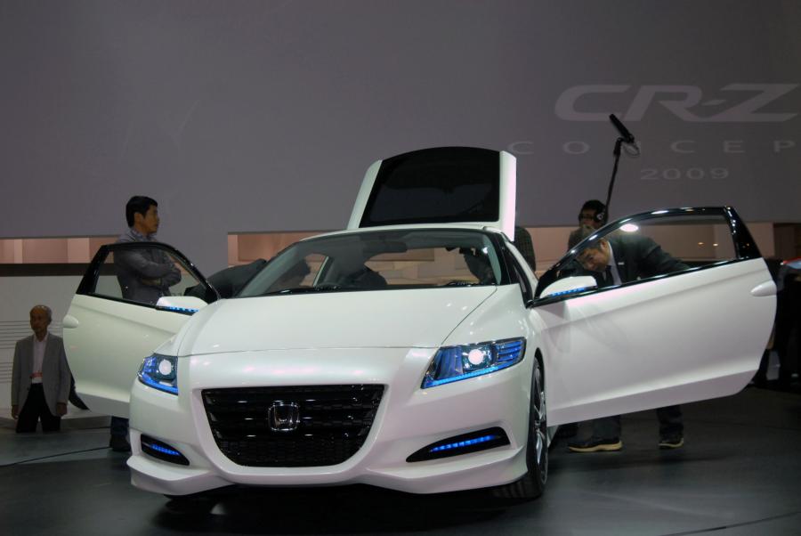 Honda CR-Z Concept 2009 года  (фото 32 из 50)